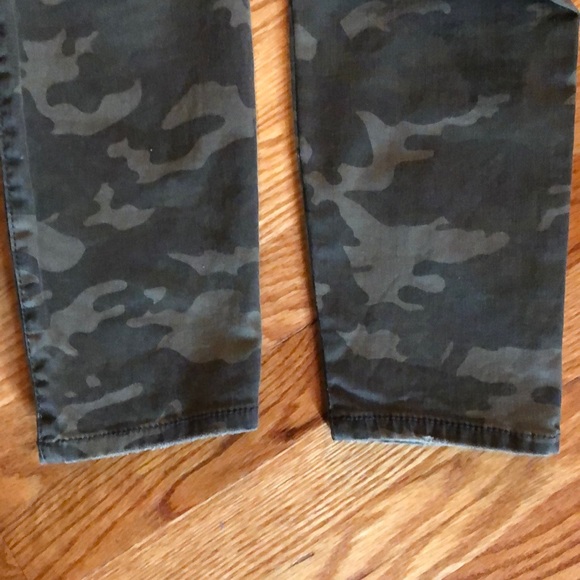 1 LEFT‼️ NWT 🌲 MUDD CAMOUFLAGE JEAN JEGGINGS Sz 0 - Picture 5 of 8